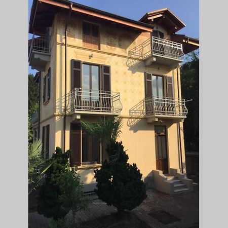 Villa Peachey, Intero Piano Con Giardino Стреза Экстерьер фото